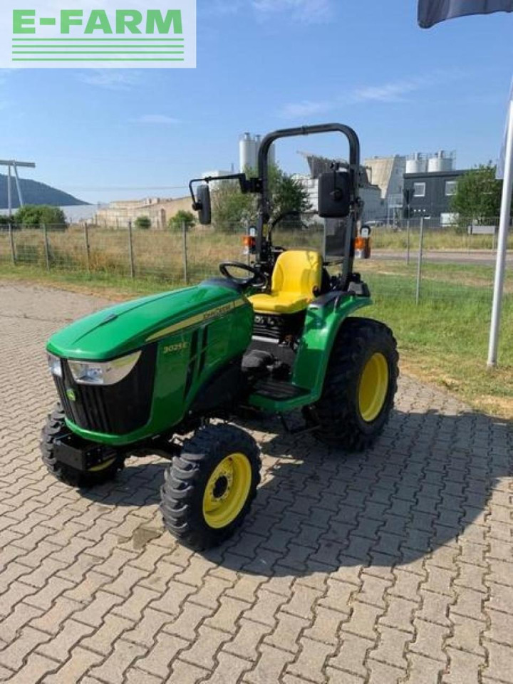 John Deere 3025e - Трактор: фото 2 John Deere 3025e - Трактор: фото 2