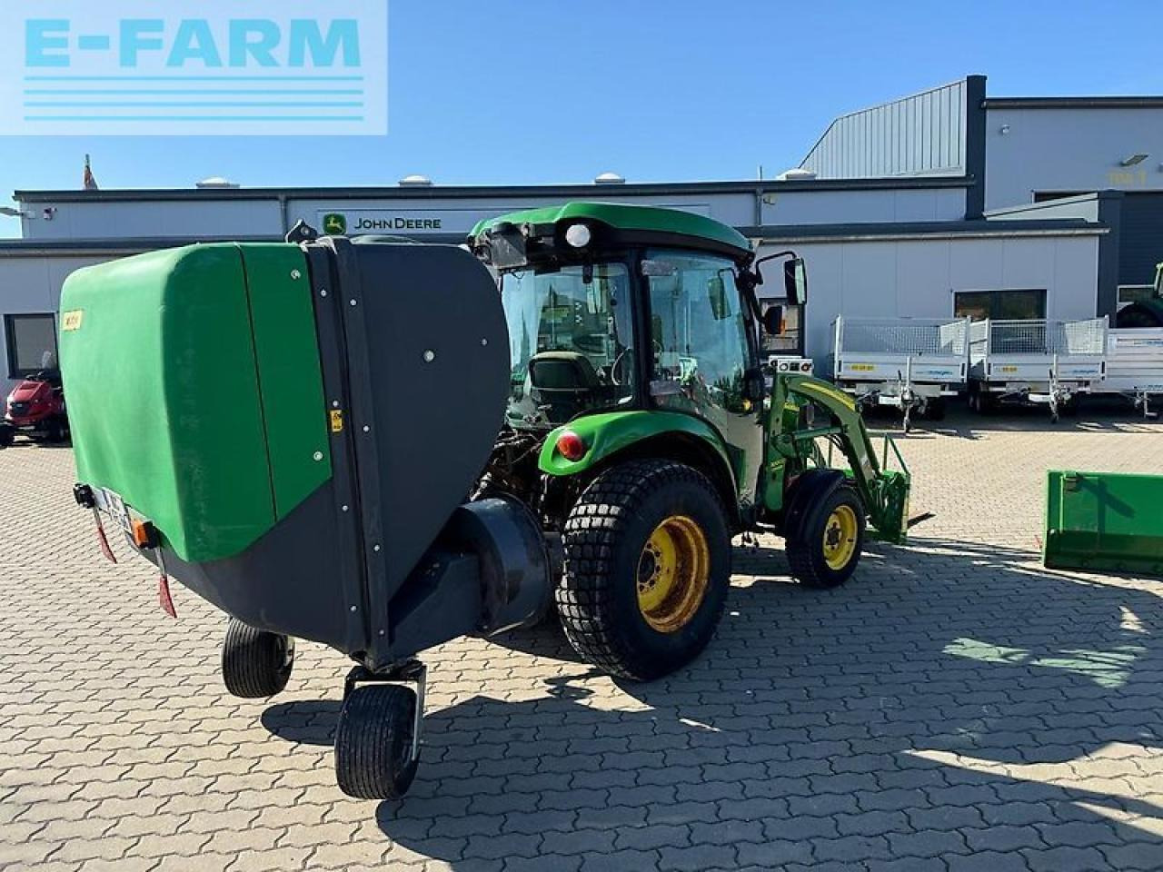 John Deere 3720 - Трактор: фото 4 John Deere 3720 - Трактор: фото 4