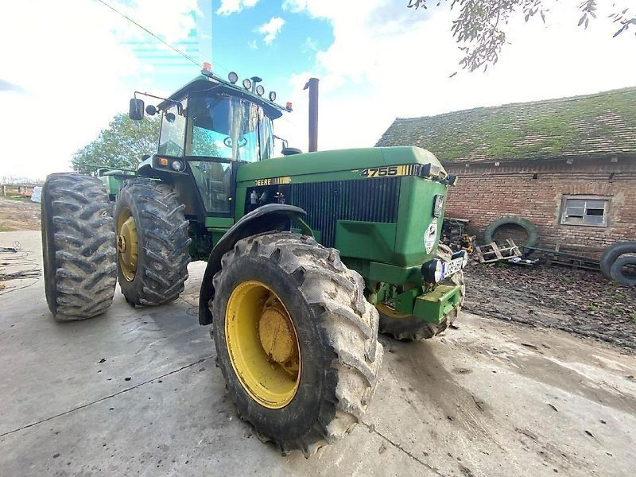 John Deere 4755 - Трактор: фото 3 John Deere 4755 - Трактор: фото 3