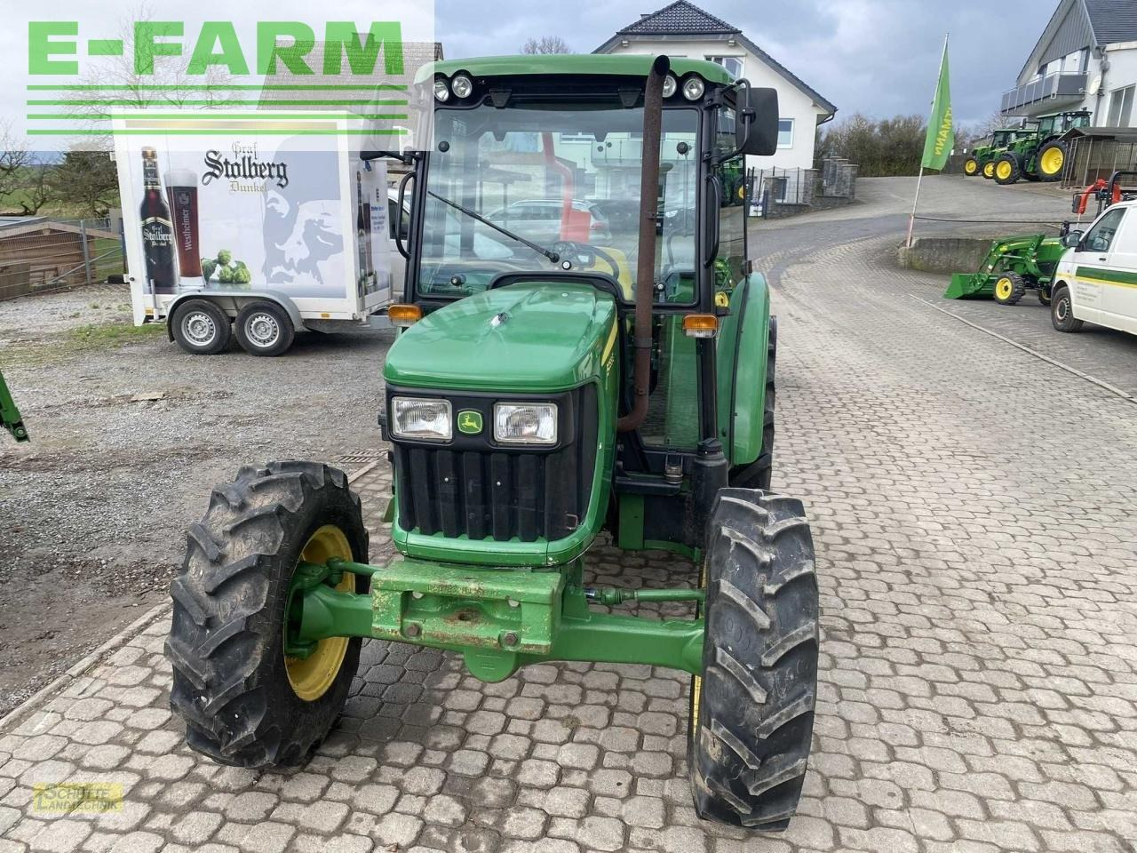 Трактор John Deere 5055e: фото 6