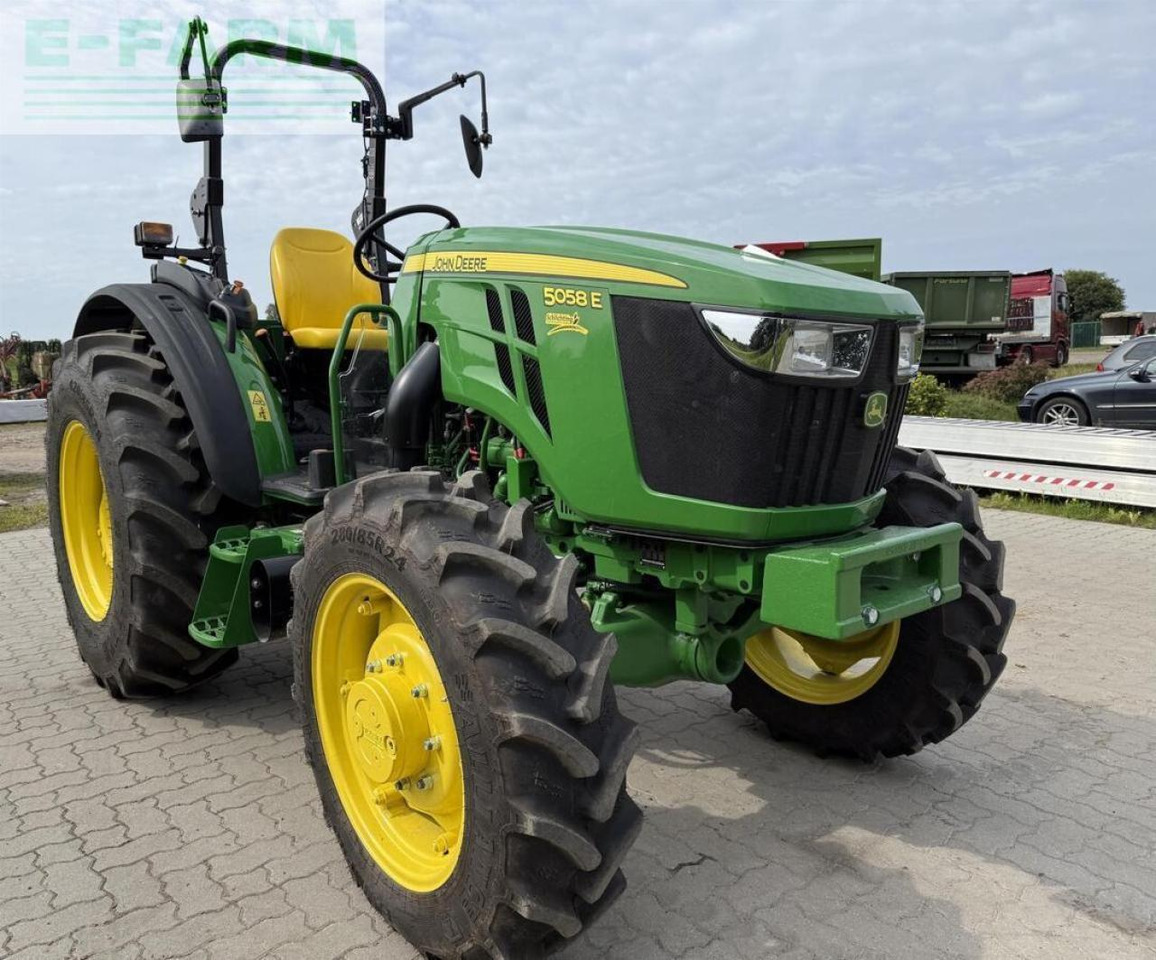 John Deere 5058e ohne kabine - Трактор: фото 1 John Deere 5058e ohne kabine - Трактор: фото 1