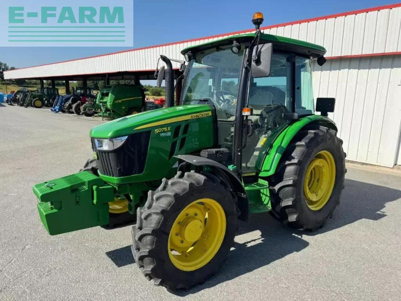John Deere 5075e - Трактор: фото 2 John Deere 5075e - Трактор: фото 2