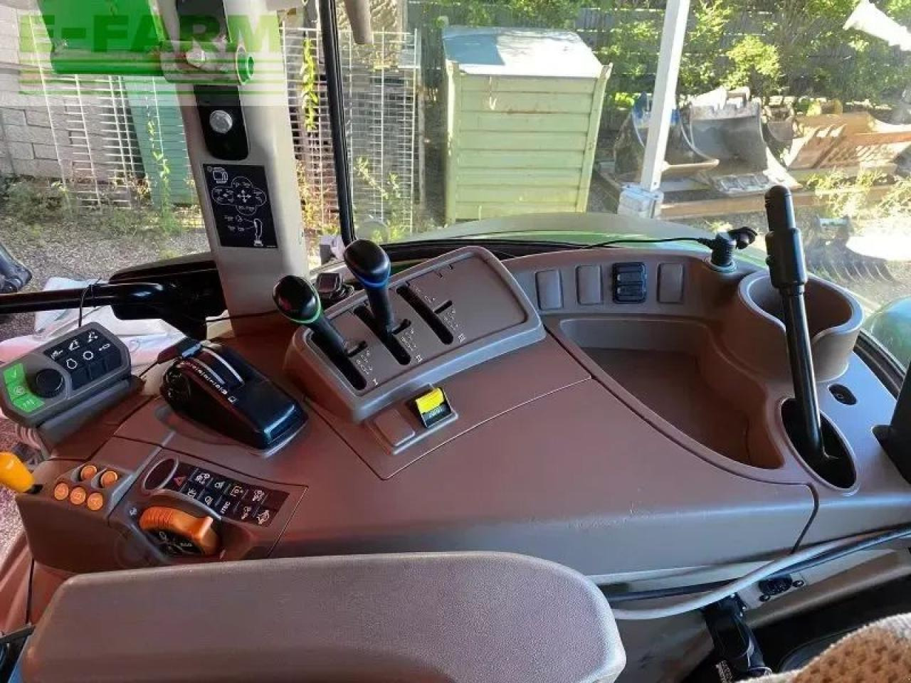 John Deere 5100r - Трактор: фото 5 John Deere 5100r - Трактор: фото 5