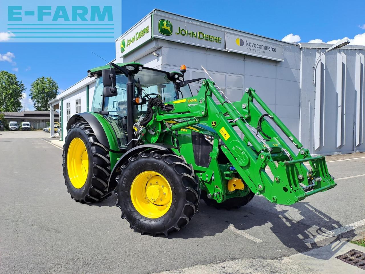 John Deere 5125R - Трактор: фото 1 John Deere 5125R - Трактор: фото 1