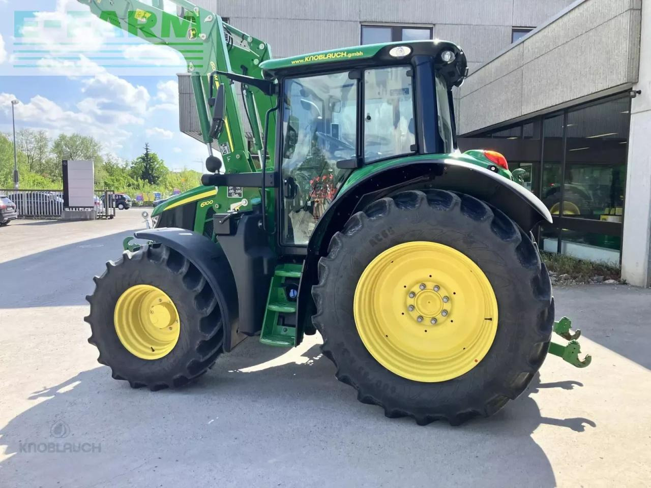 John Deere 6100 m - Трактор: фото 4 John Deere 6100 m - Трактор: фото 4