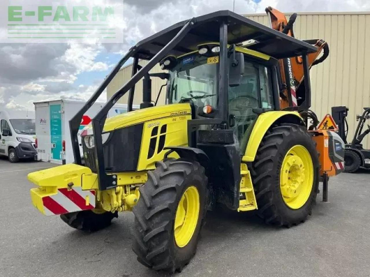 John Deere 6100m - Трактор: фото 2 John Deere 6100m - Трактор: фото 2