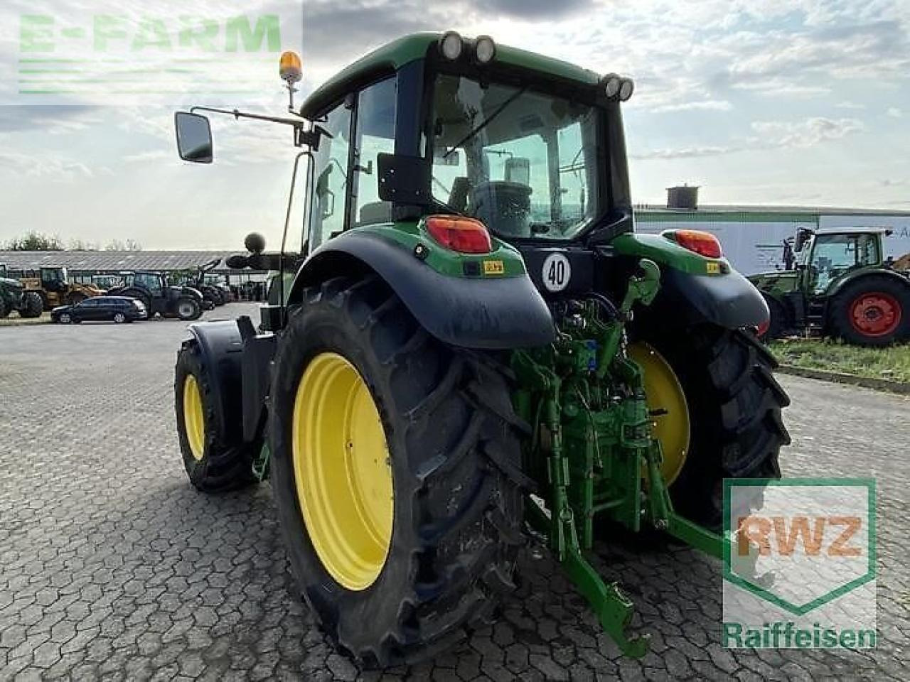 John Deere 6115 m - Трактор: фото 4 John Deere 6115 m - Трактор: фото 4