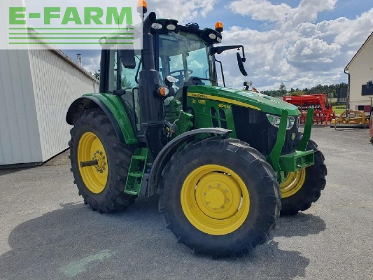 John Deere 6120m - Трактор: фото 2 John Deere 6120m - Трактор: фото 2