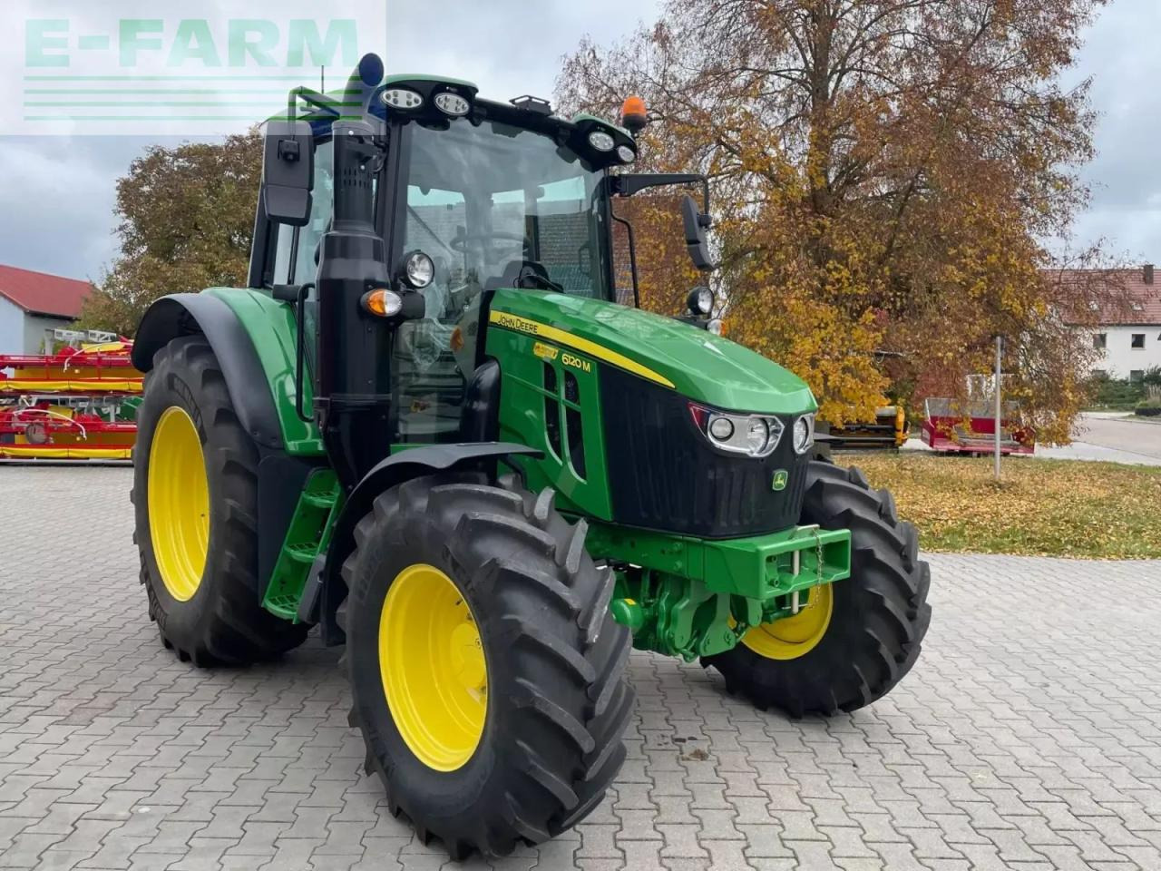 John Deere 6120m - Трактор: фото 2 John Deere 6120m - Трактор: фото 2