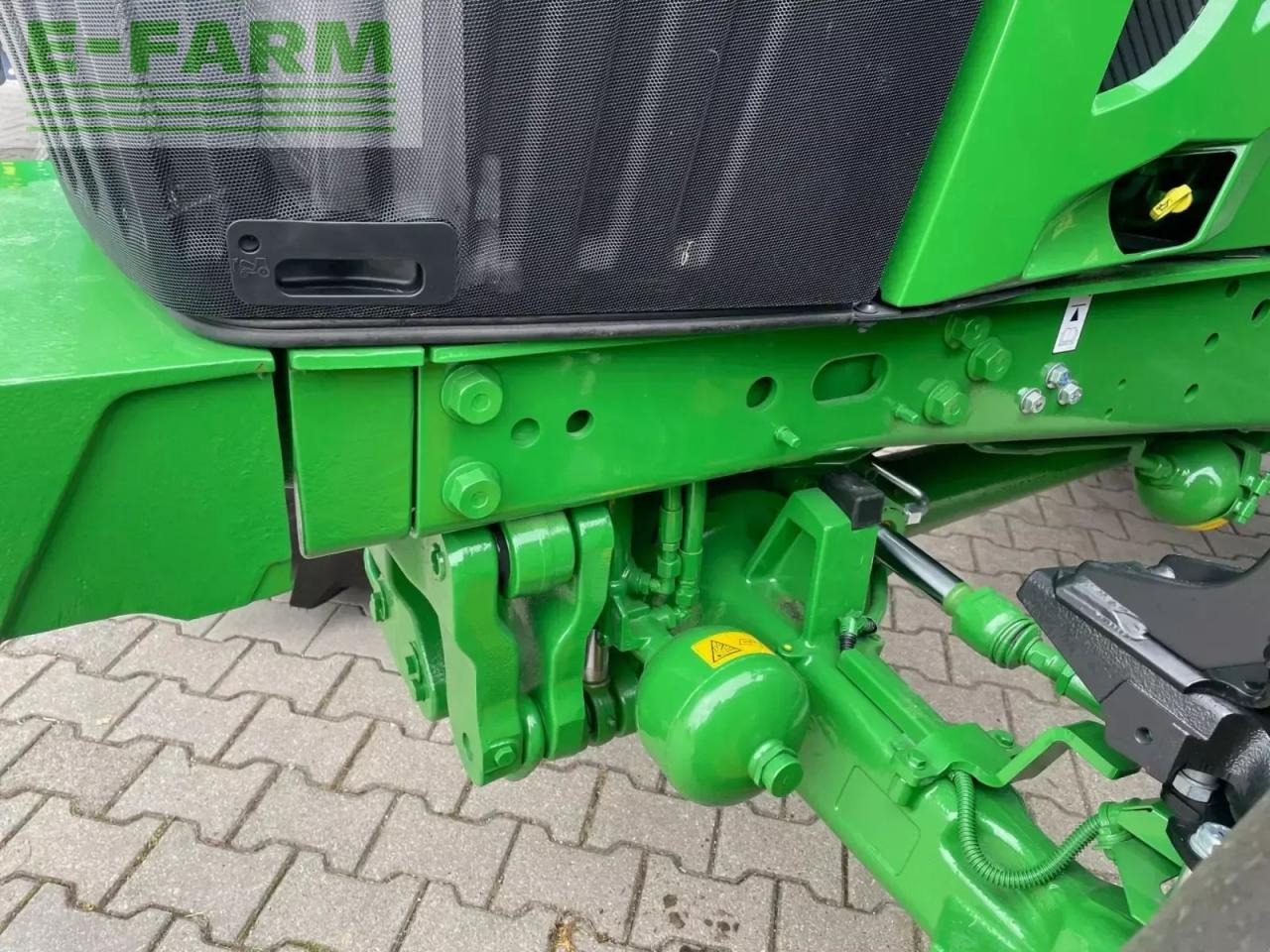 John Deere 6120m - Трактор: фото 5 John Deere 6120m - Трактор: фото 5