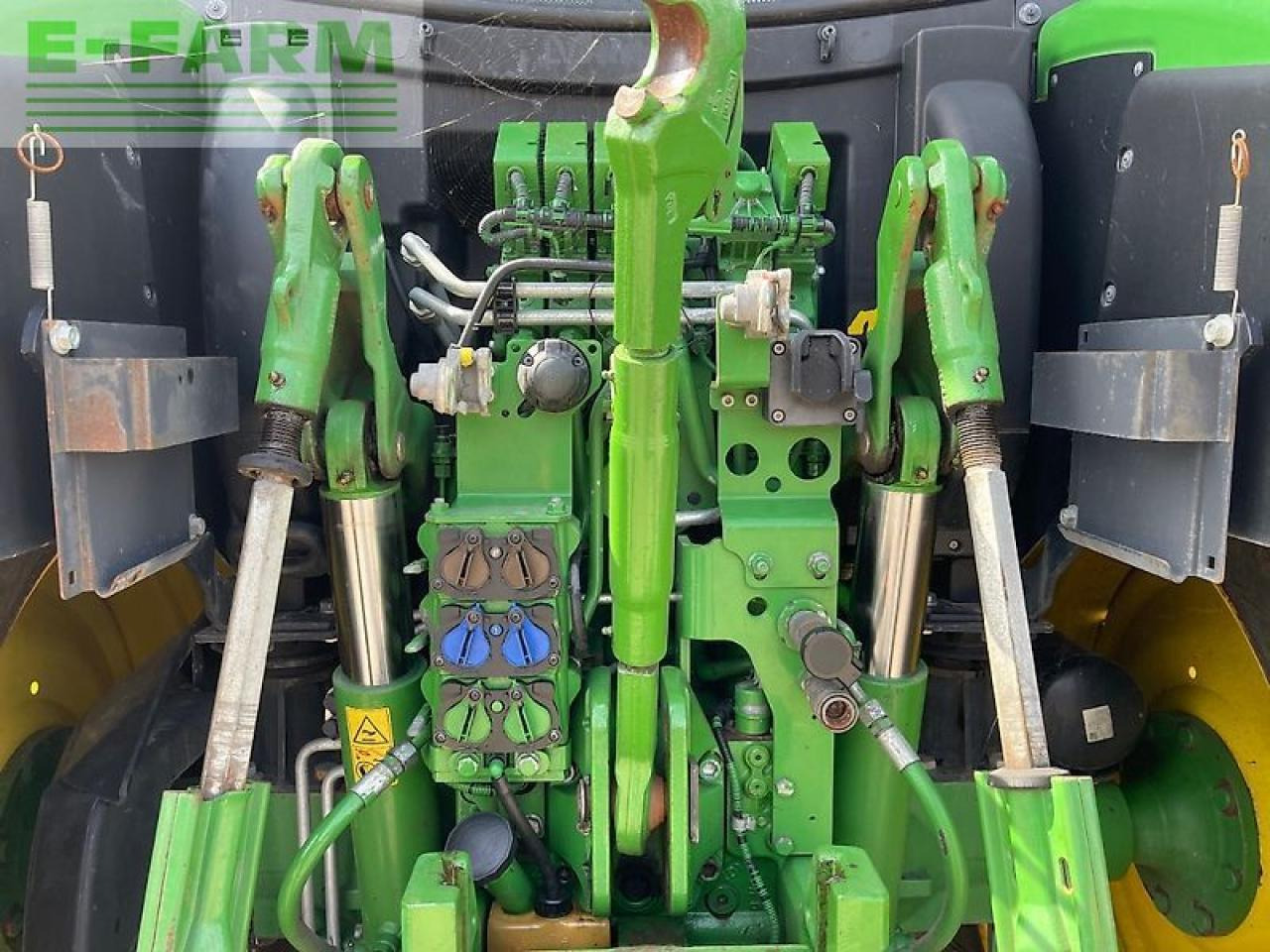 John Deere 6130r - Трактор: фото 4 John Deere 6130r - Трактор: фото 4