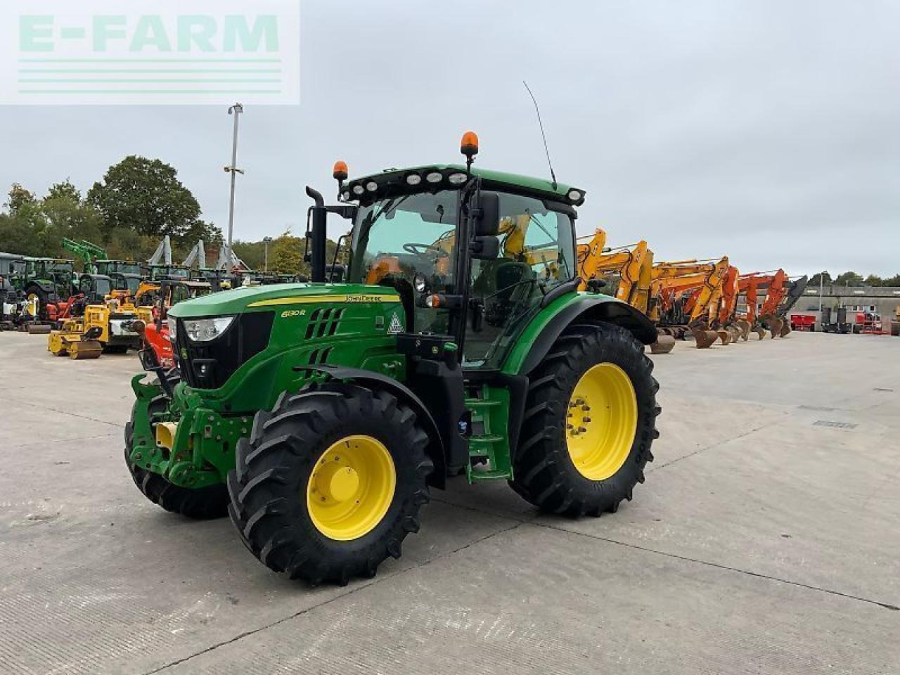 John Deere 6130r tractor (st24699) - Трактор: фото 4 John Deere 6130r tractor (st24699) - Трактор: фото 4