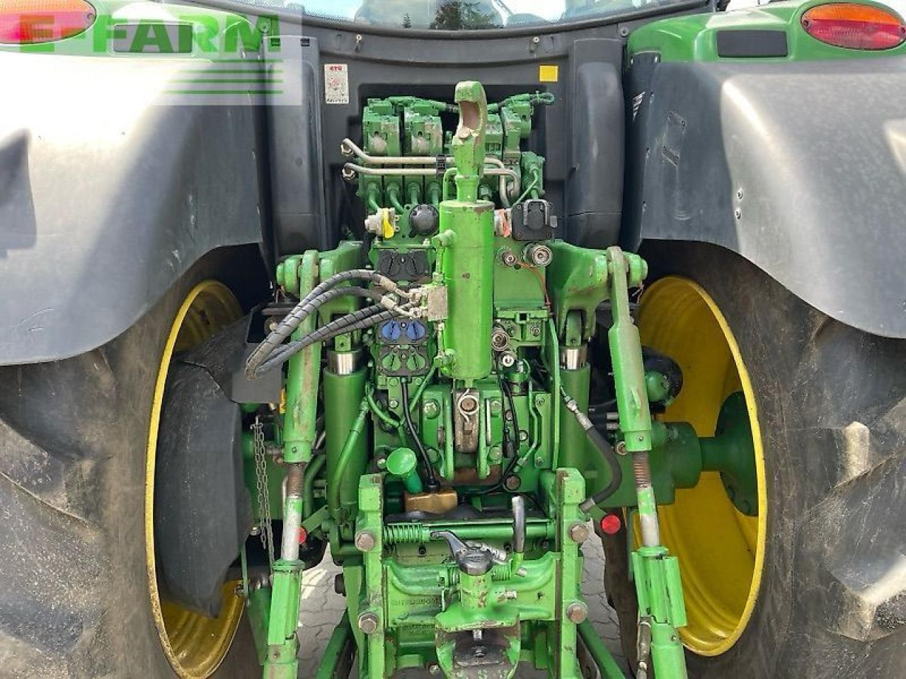 John Deere 6175 r - Трактор: фото 5 John Deere 6175 r - Трактор: фото 5