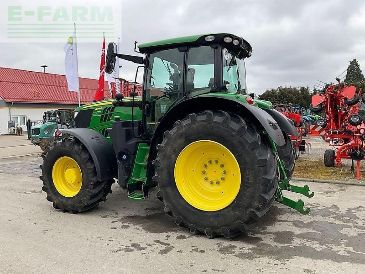 John Deere 6175 r - Трактор: фото 5 John Deere 6175 r - Трактор: фото 5