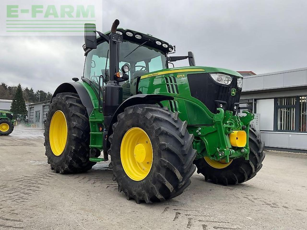 John Deere 6175 r - Трактор: фото 2 John Deere 6175 r - Трактор: фото 2