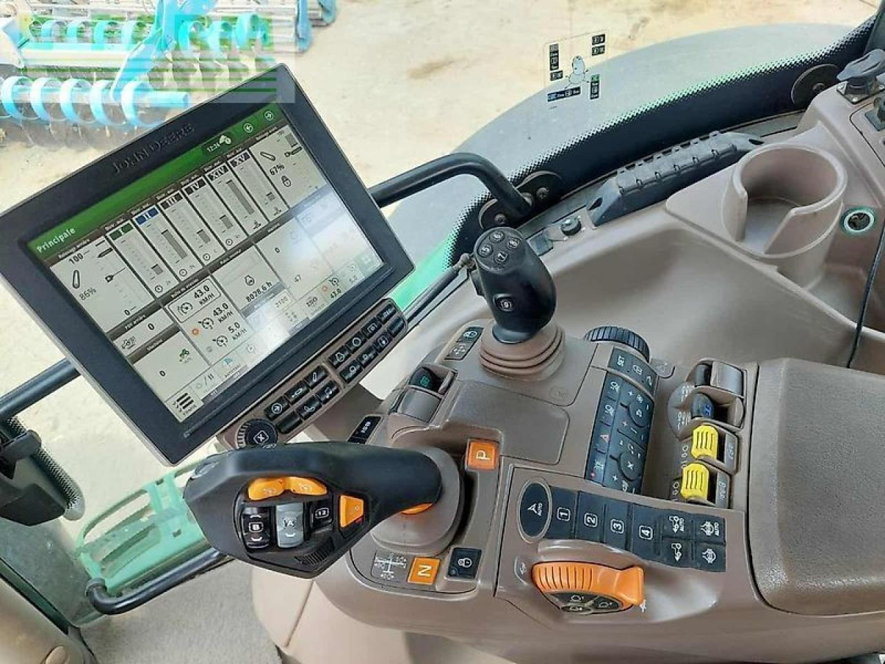 John Deere 6175r - Трактор: фото 3 John Deere 6175r - Трактор: фото 3