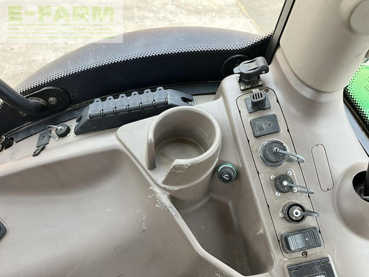Трактор John Deere 6175r *direct drive*: фото 25