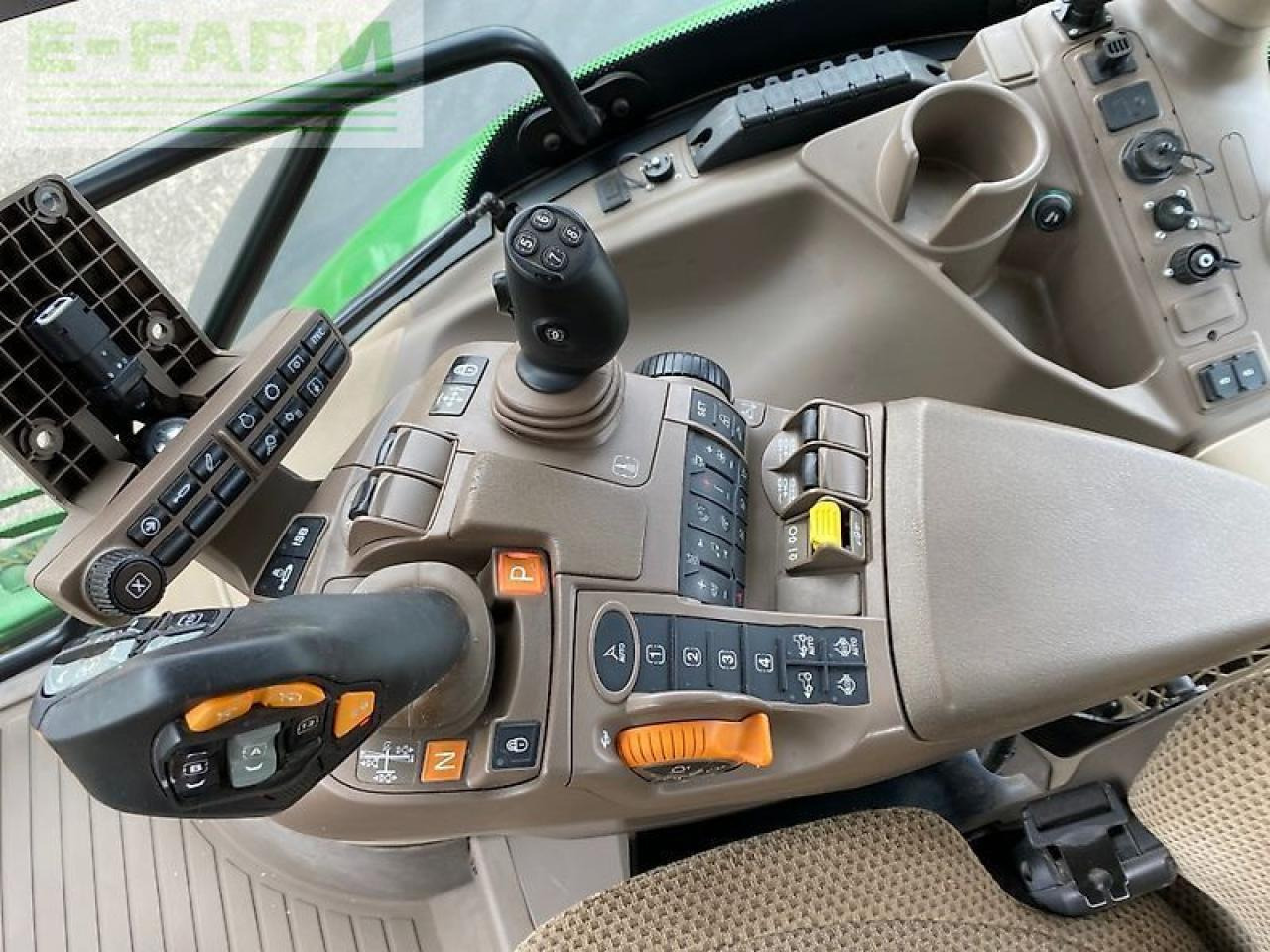Трактор John Deere 6195r: фото 12