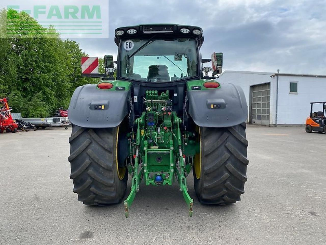 Трактор John Deere 6195r: фото 6