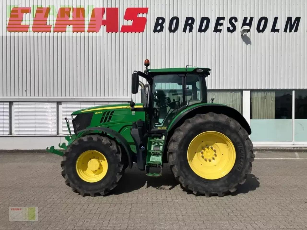 John Deere 6215 r - Трактор: фото 1 John Deere 6215 r - Трактор: фото 1
