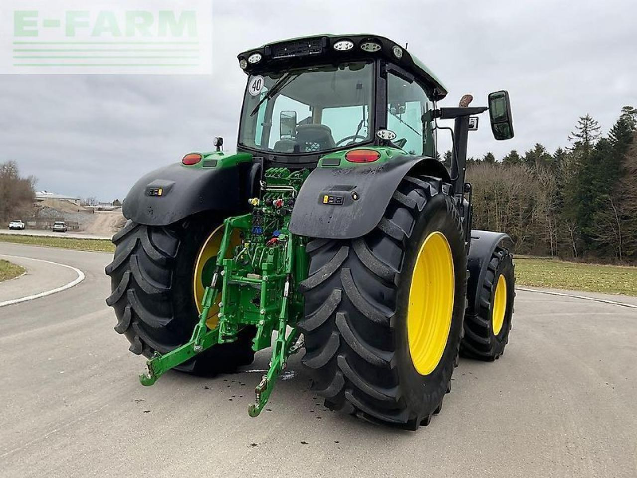 John Deere 6215 r - Трактор: фото 3 John Deere 6215 r - Трактор: фото 3