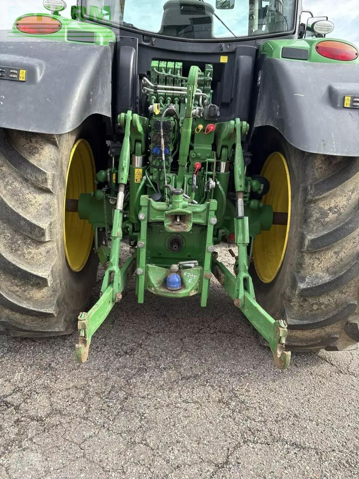 John Deere 6215r - Трактор: фото 5 John Deere 6215r - Трактор: фото 5