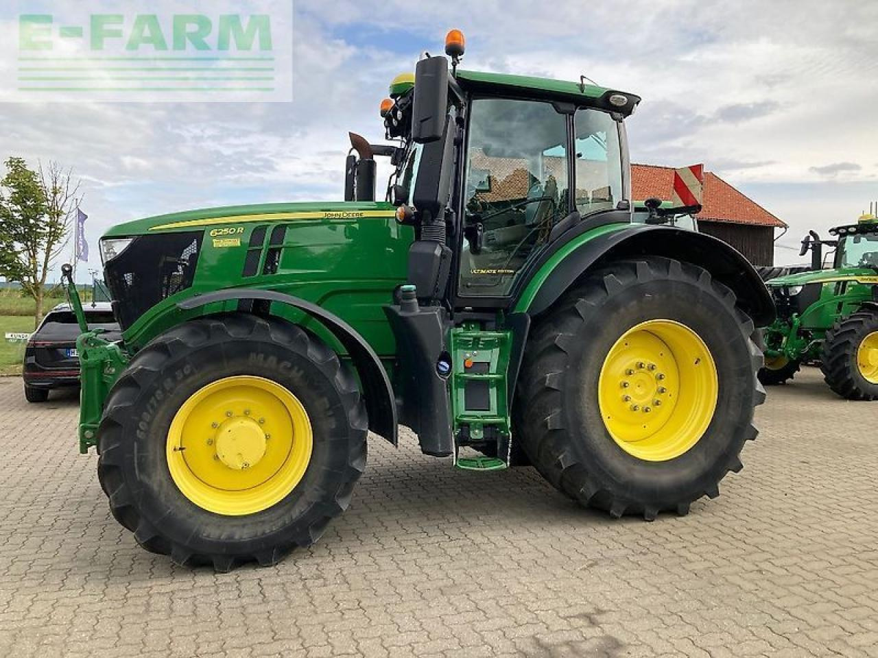 John Deere 6250 r - Трактор: фото 3 John Deere 6250 r - Трактор: фото 3