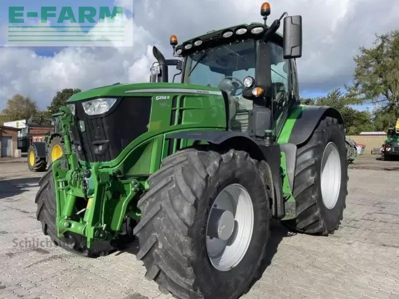 John Deere 6250r - Трактор: фото 1 John Deere 6250r - Трактор: фото 1