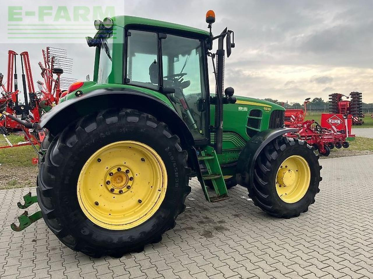 John Deere 6930 premium - Трактор: фото 5 John Deere 6930 premium - Трактор: фото 5