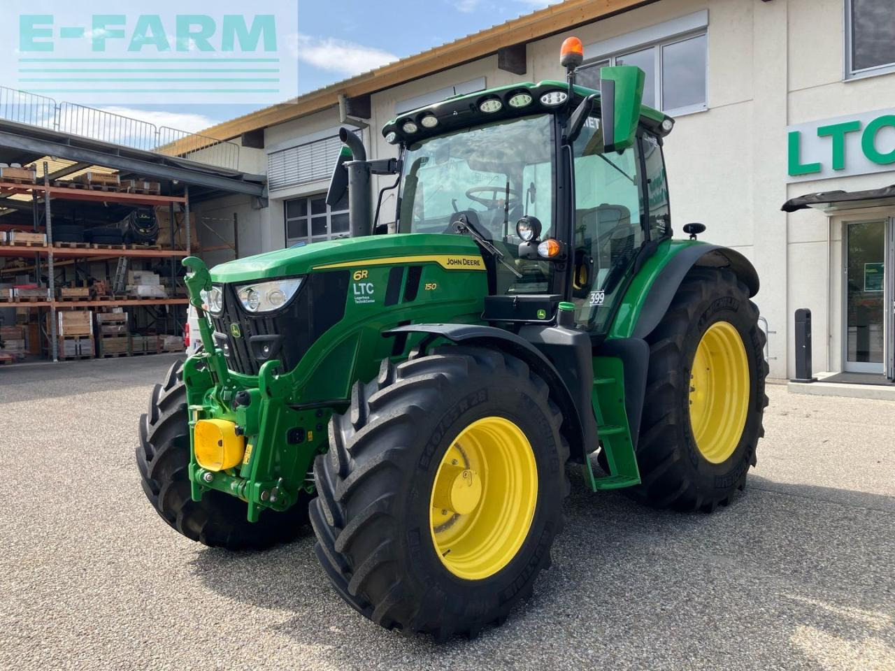 John Deere 6R 150 - Трактор: фото 1 John Deere 6R 150 - Трактор: фото 1
