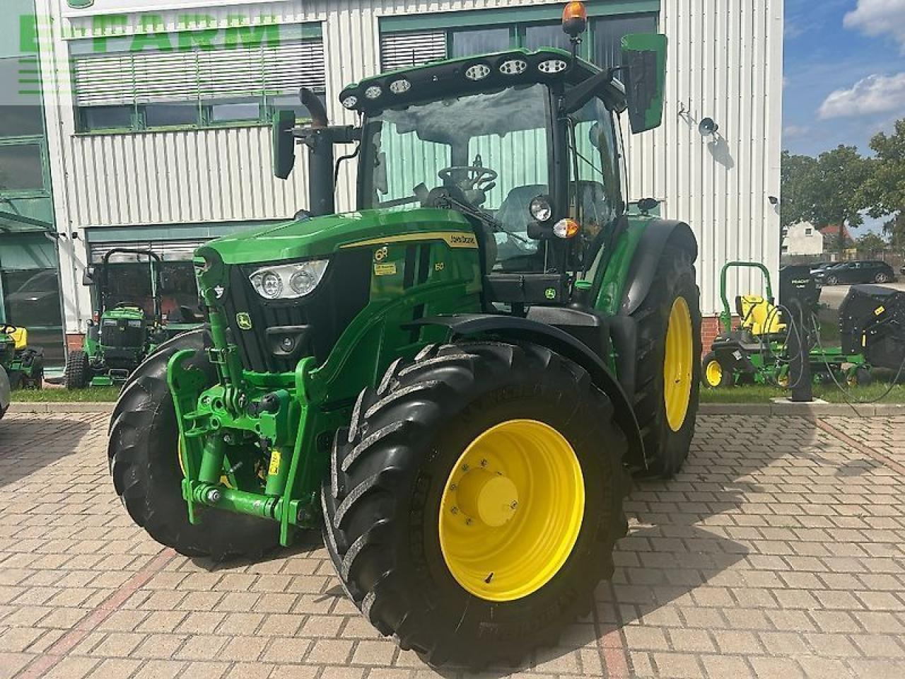 John Deere 6r 150 - Трактор: фото 1 John Deere 6r 150 - Трактор: фото 1