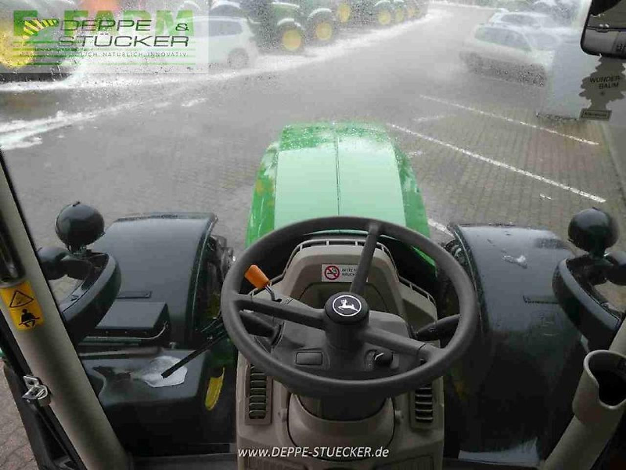 Трактор John Deere 6r 215: фото 14