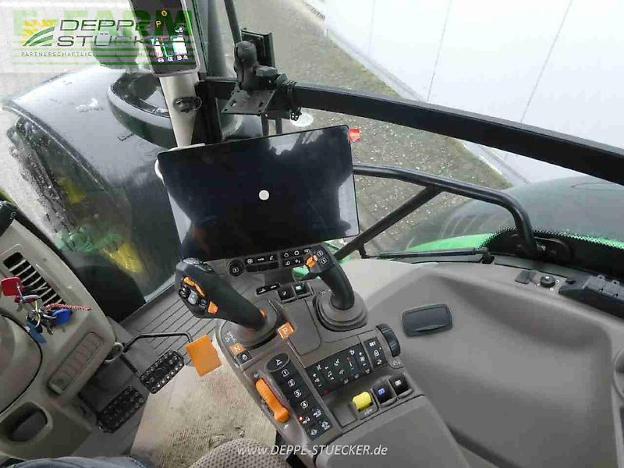 Трактор John Deere 6r 215: фото 15