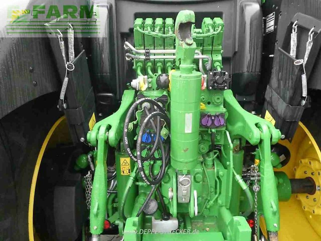 Трактор John Deere 6r 215: фото 6