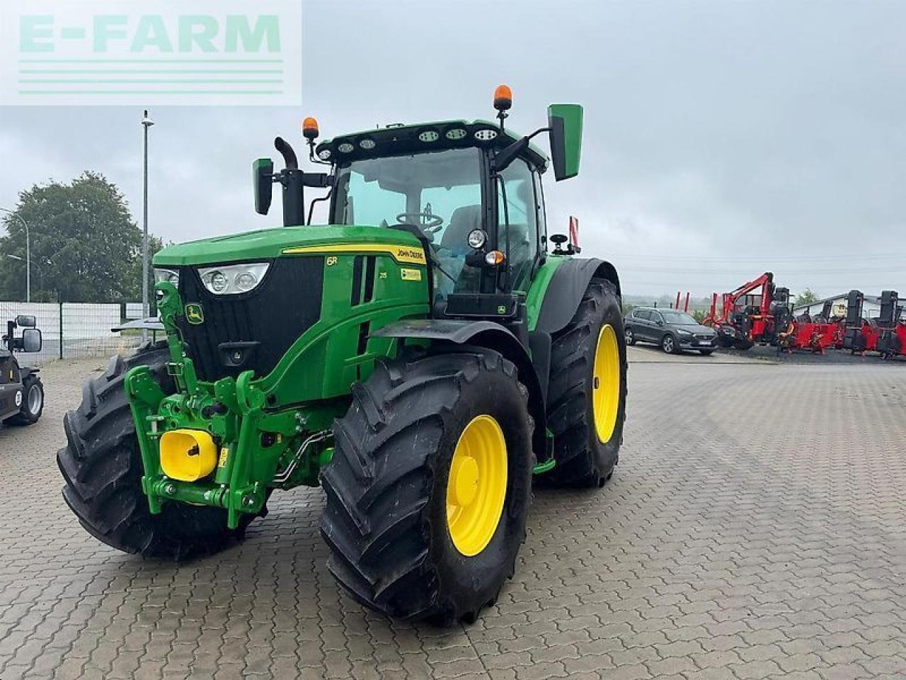 John Deere 6r 215 - command pro - Трактор: фото 4 John Deere 6r 215 - command pro - Трактор: фото 4