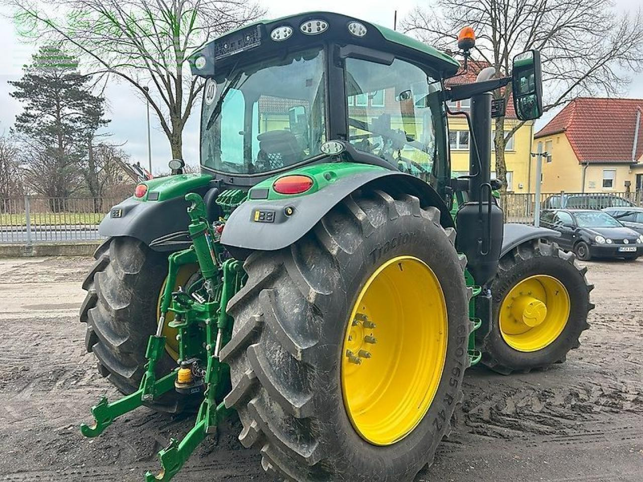 John Deere 6r155 - Трактор: фото 4 John Deere 6r155 - Трактор: фото 4