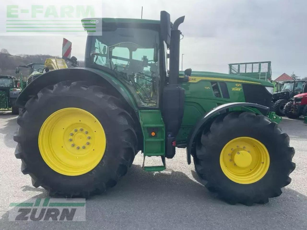 John Deere 6r195 / 6r 195 - Трактор: фото 2 John Deere 6r195 / 6r 195 - Трактор: фото 2