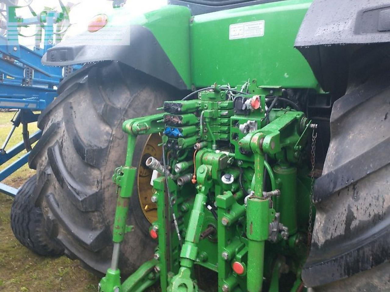 John Deere 7230r - Трактор: фото 4 John Deere 7230r - Трактор: фото 4