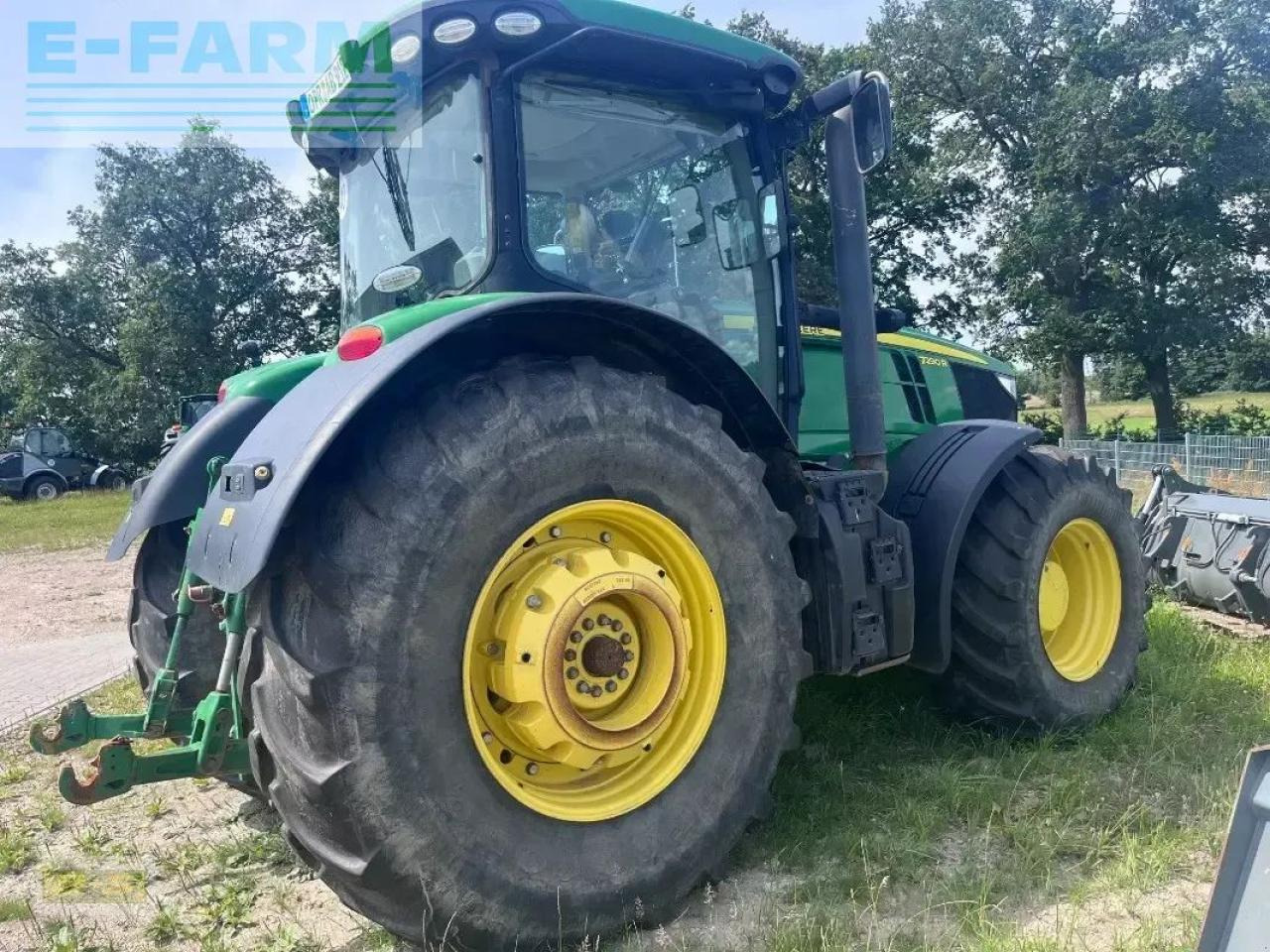 Трактор John Deere 7290r: фото 11