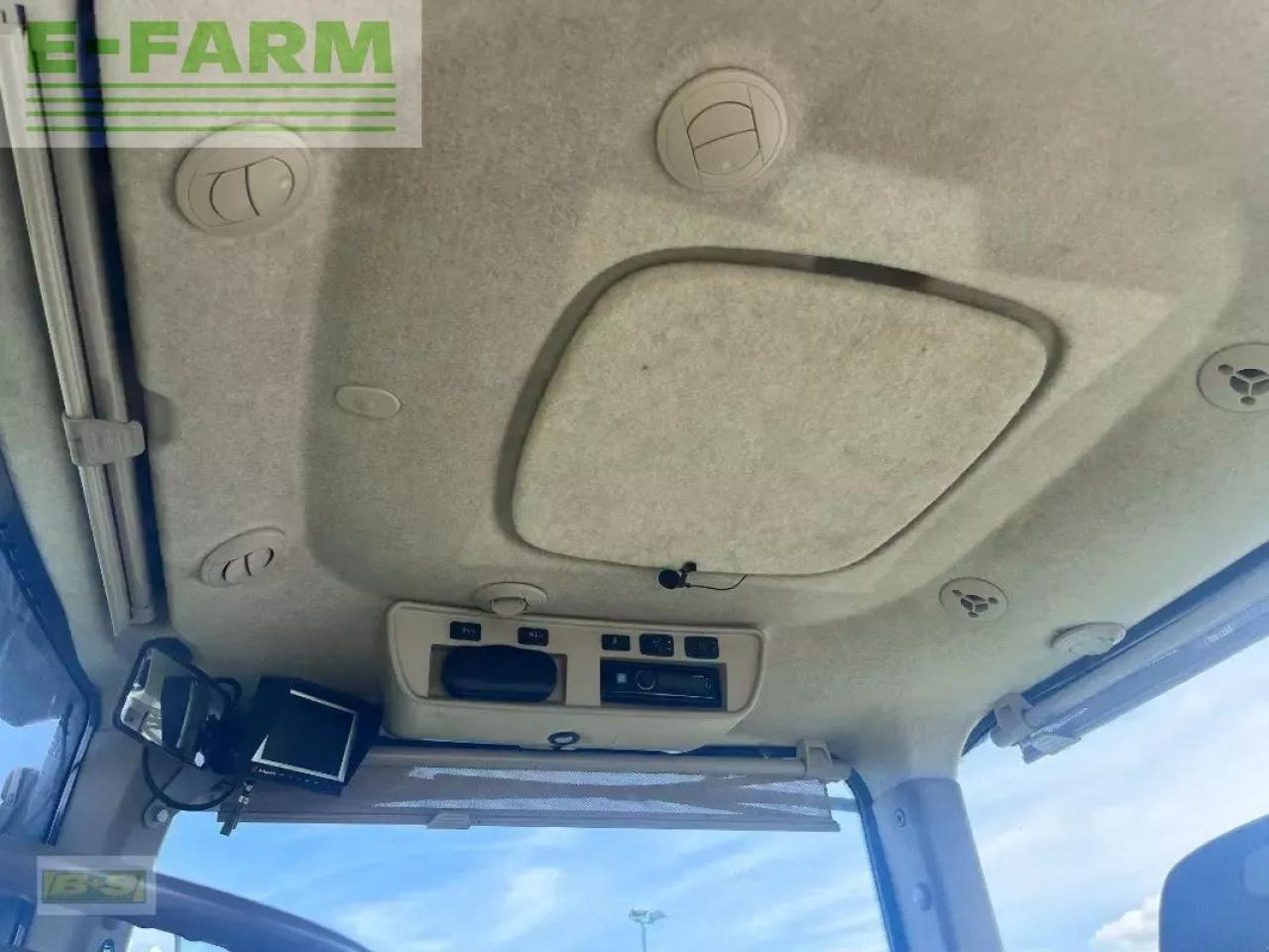 Трактор John Deere 7290r: фото 12