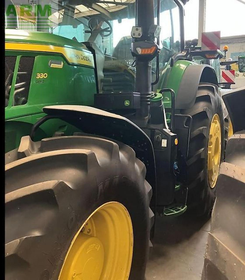 John Deere 7r 330 - Трактор: фото 2 John Deere 7r 330 - Трактор: фото 2