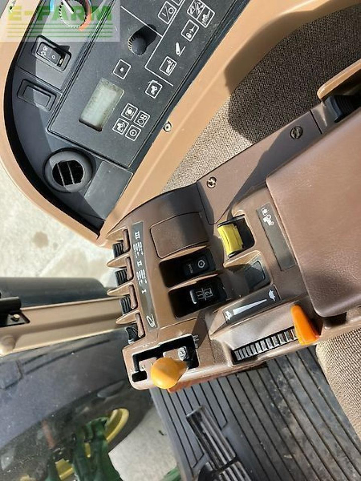 Трактор John Deere 8230 ils, powr shift: фото 31 Трактор John Deere 8230 ils, powr shift: фото 31