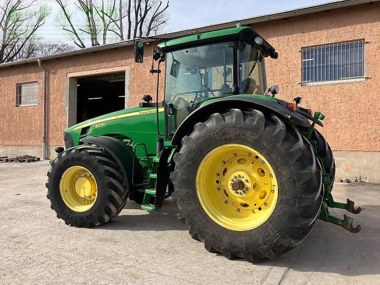 Трактор John Deere 8230 ils, powr shift: фото 10 Трактор John Deere 8230 ils, powr shift: фото 10