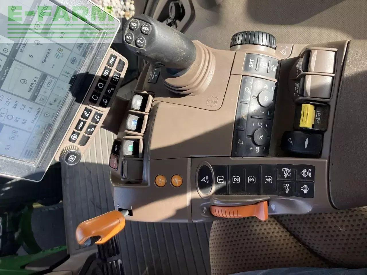 John Deere 8320r - Трактор: фото 4 John Deere 8320r - Трактор: фото 4