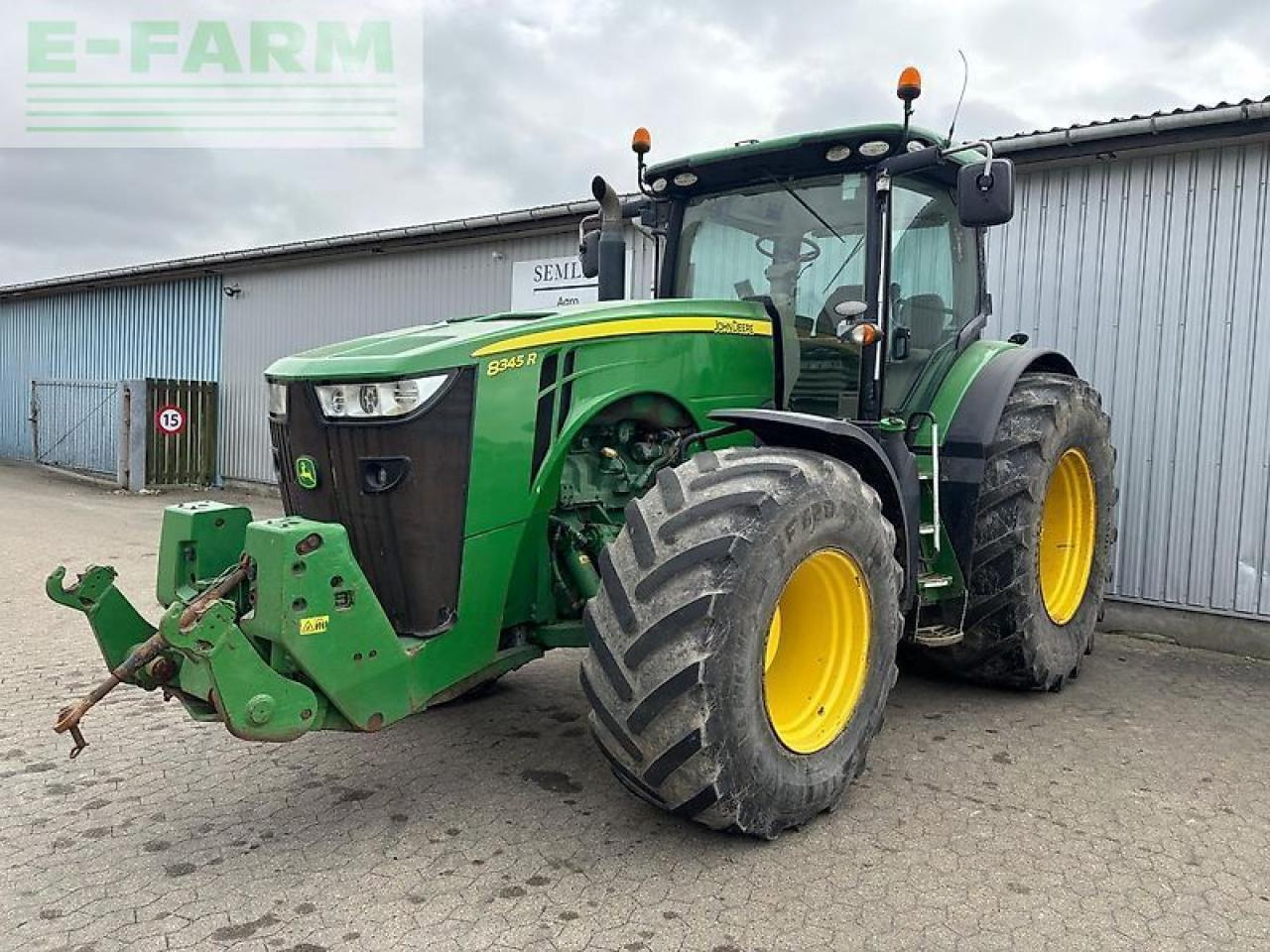 Трактор John Deere 8345r: фото 9