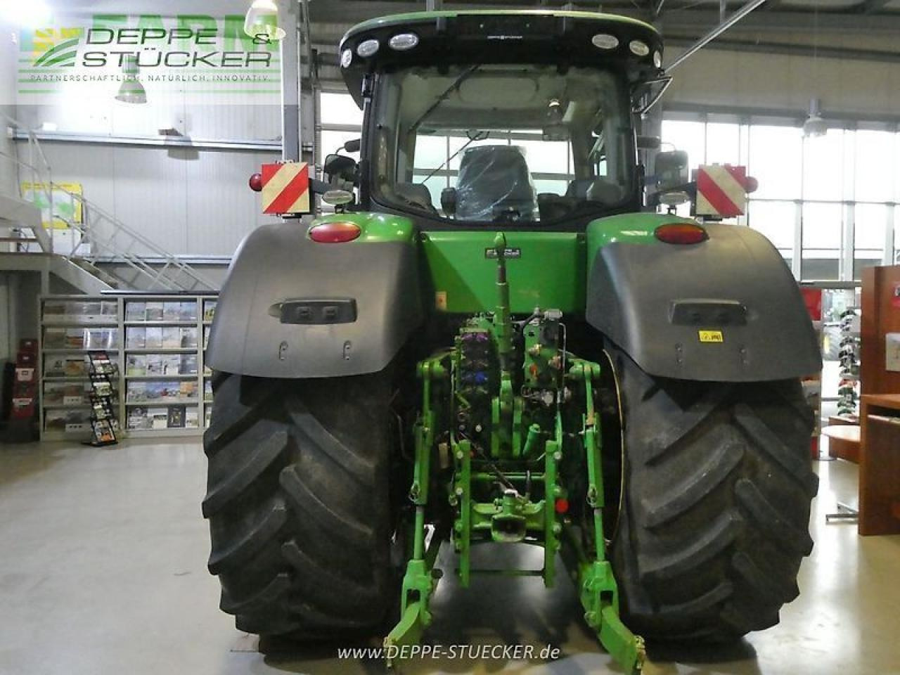 John Deere 8370r - Трактор: фото 4 John Deere 8370r - Трактор: фото 4