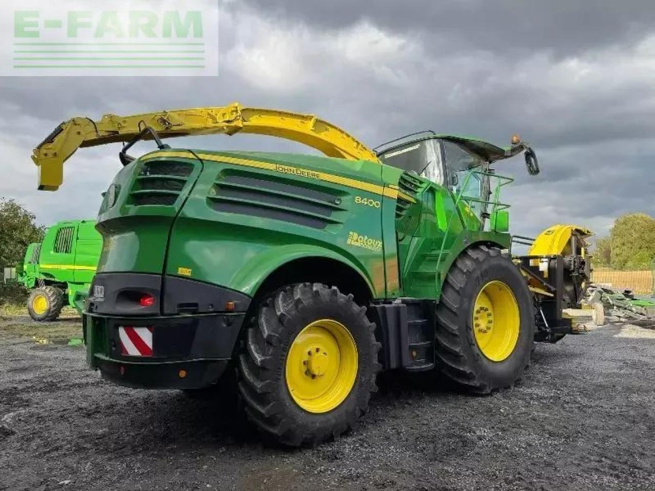 John Deere 8400 - Кормоуборочный комбайн: фото 5 John Deere 8400 - Кормоуборочный комбайн: фото 5
