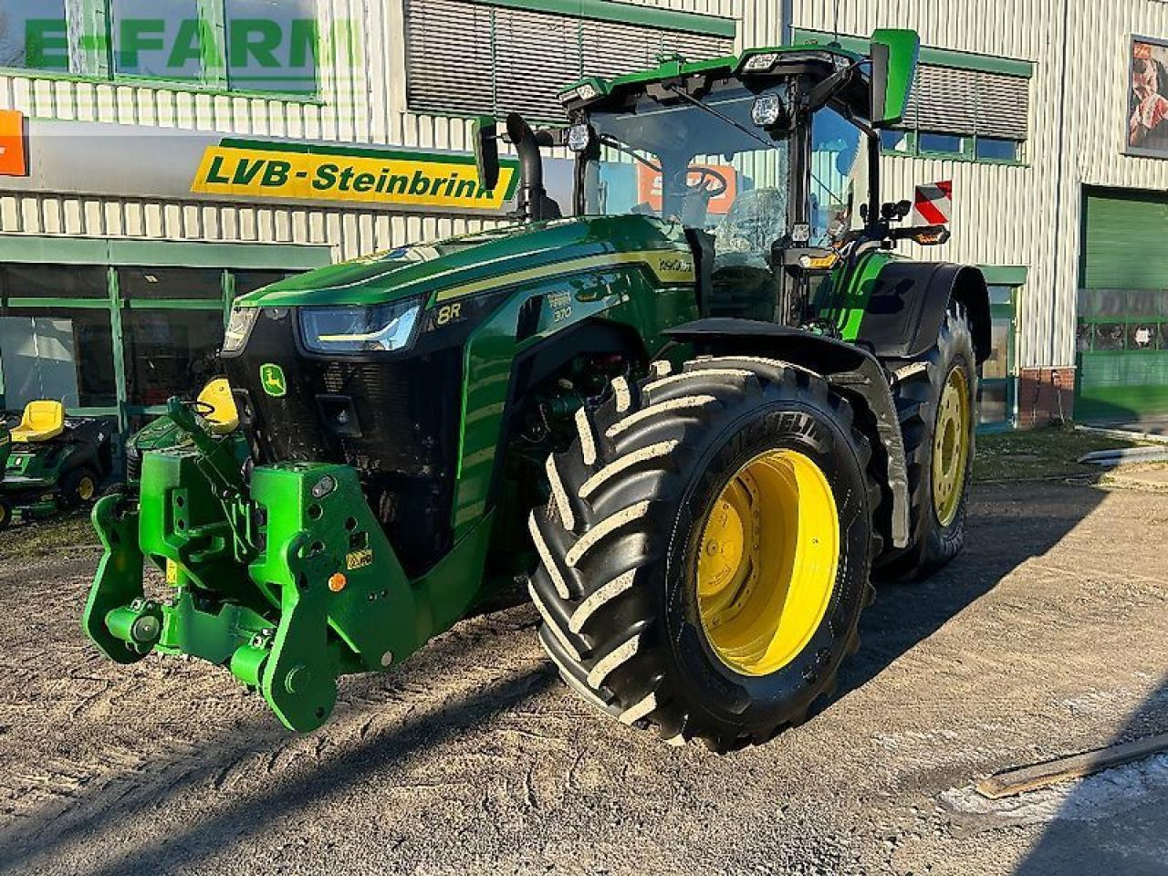 John Deere 8r370 - Трактор: фото 1 John Deere 8r370 - Трактор: фото 1