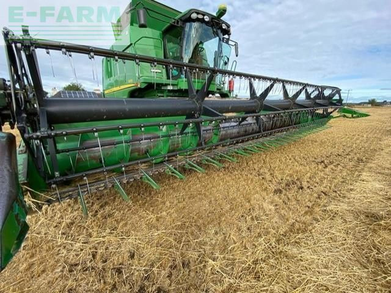 John Deere T670 4WD - Зерноуборочный комбайн: фото 2 John Deere T670 4WD - Зерноуборочный комбайн: фото 2