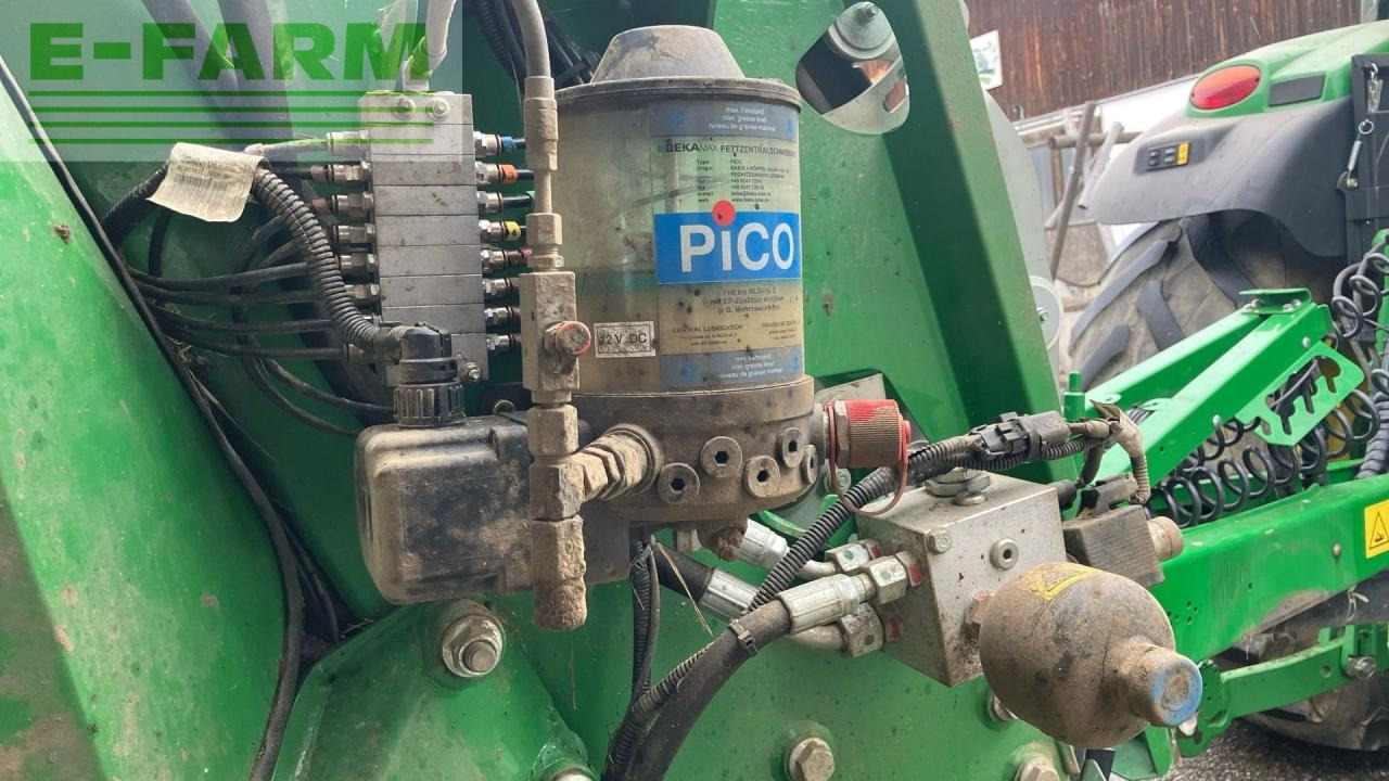 Пресс-подборщик тюковый John Deere V461R: фото 17